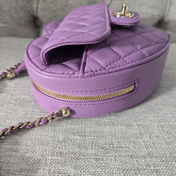 Chanel Purple Quilted Women's Bag - Picture 6 of 13